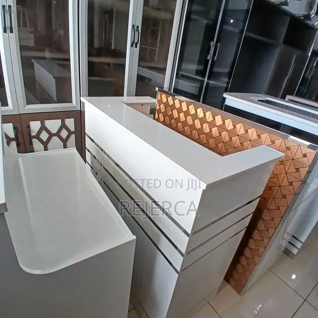 Portable Reception Desk · Photo 1