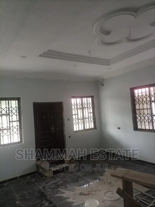 3bdrm Apartment in Aiding Estate, Sunyani Municipal for rent · Photo 1