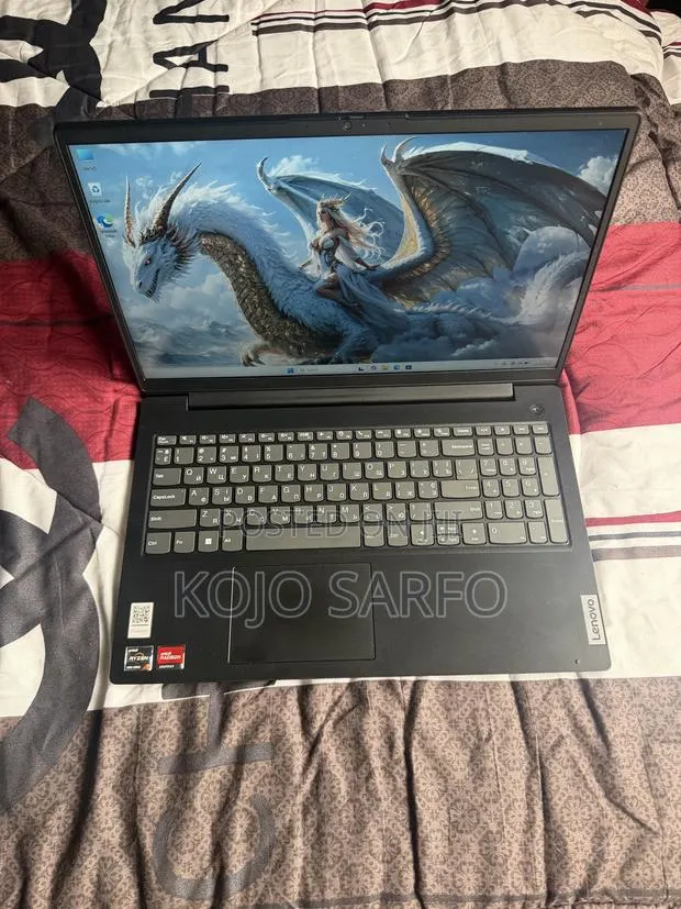 Laptop Lenovo V15 G3 16GB AMD Ryzen 7 SSD 512GB · Photo 1