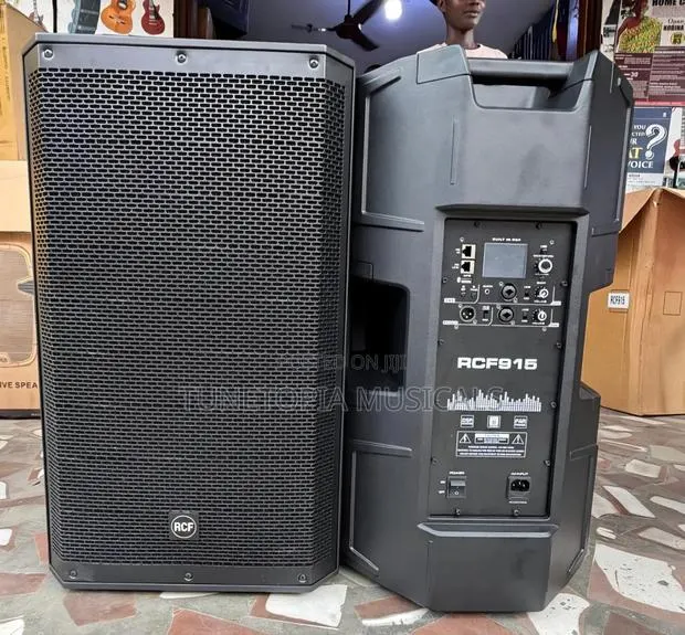 RCF915 15inches Active Speakers · Photo 1