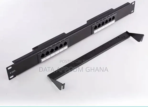 12 Ports Utp Cat6 Patch Panel · Photo 1