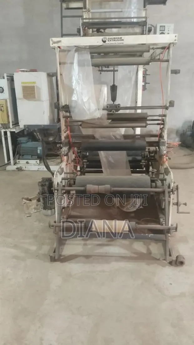 Flexographic Printer for Sachet Rolls and Bags. · Photo 1