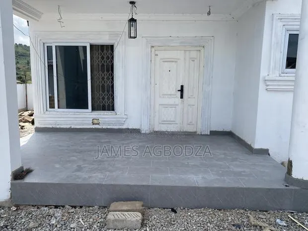 Professional Tiling Master · Photo 1