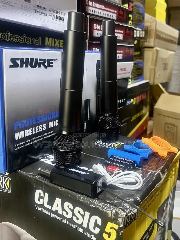 Shure U-382 Wireless Microphone for Partybox, Pa Amplifier and Speaker · Photo 1