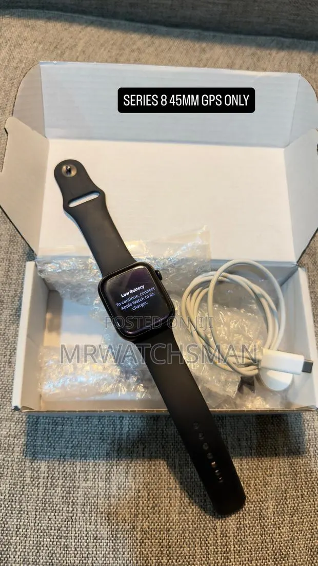 Apple Watch Series 8 45mm · Photo 1