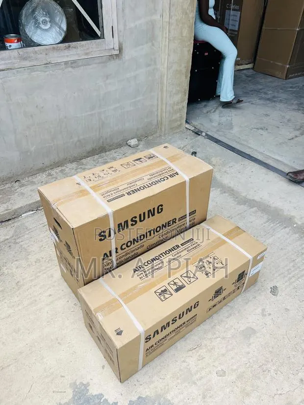 Get Unique Samsung Split Type Air Conditioner(2.5hp)White · Photo 1