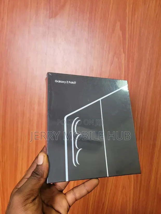New Samsung Galaxy Z Fold7 512 GB Black · Photo 1