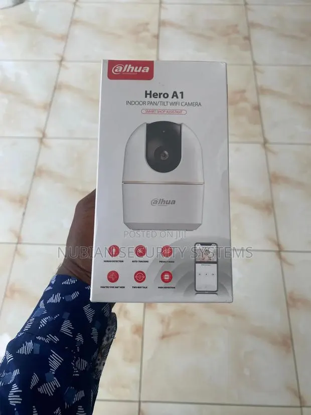 Indoor Pan/Tilt Wifi Camera · Photo 1