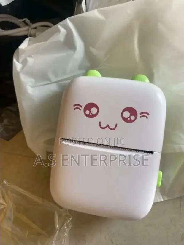 C9 Portable Mini Thermal Printer With 5 Paper Rolls