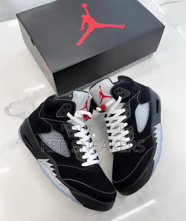 Nike Air Jordan 5 Retro Og "Black Metallic Reimagined" · Photo 1