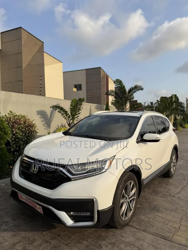 Honda CR-V Touring 2021 White · Photo 1