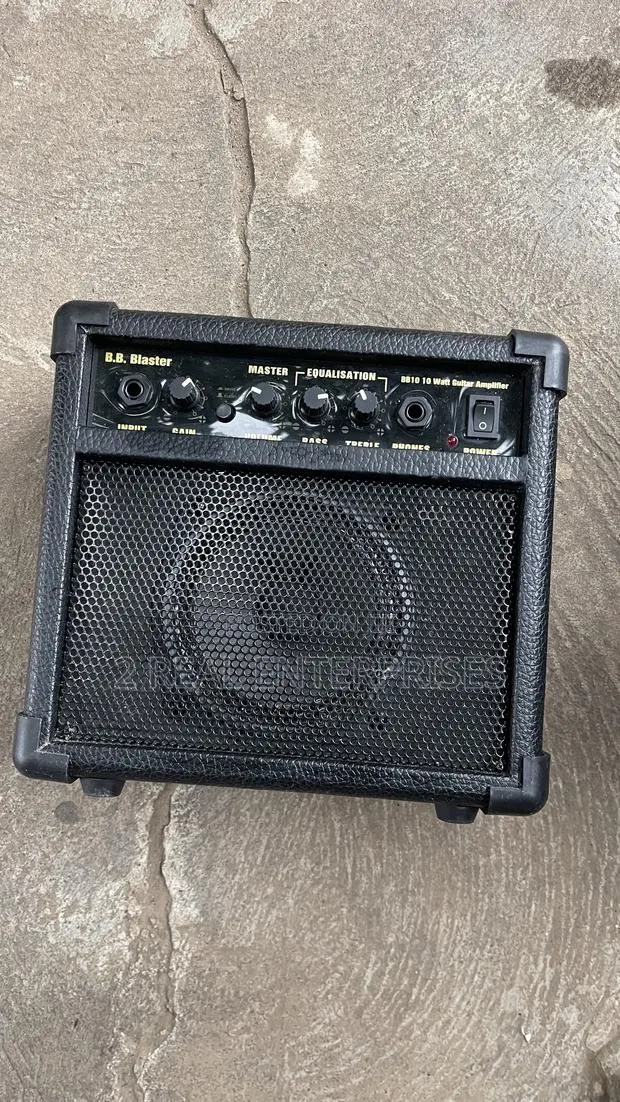 Kinsman B.B. Blaster 10W Practice Guitar Amplifier · Photo 1