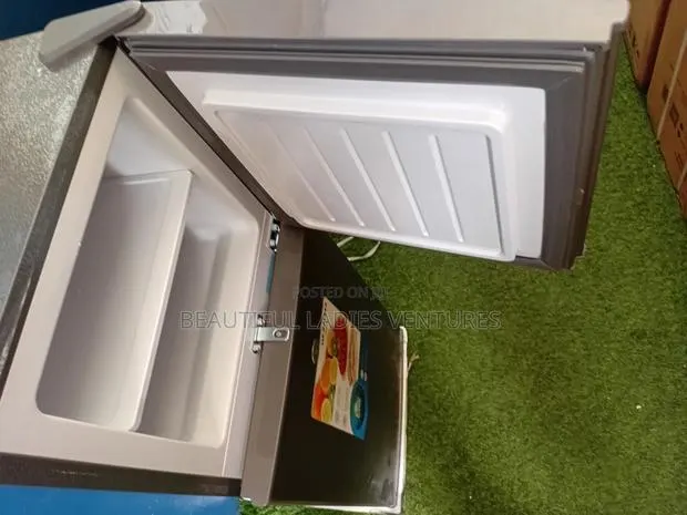 Westpool 80l Refrigerator – Practical Cooling for Everyday Needs · Photo 1