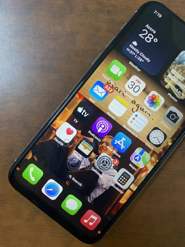 Apple iPhone 11 Pro 64 GB White · Photo 1