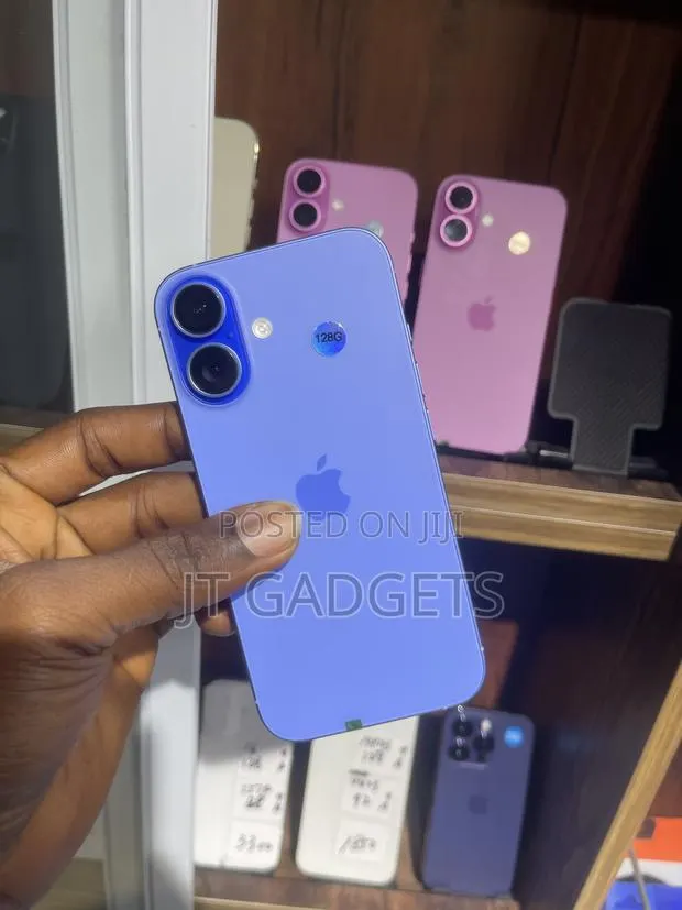 Apple iPhone 16 128 GB Blue · Photo 1