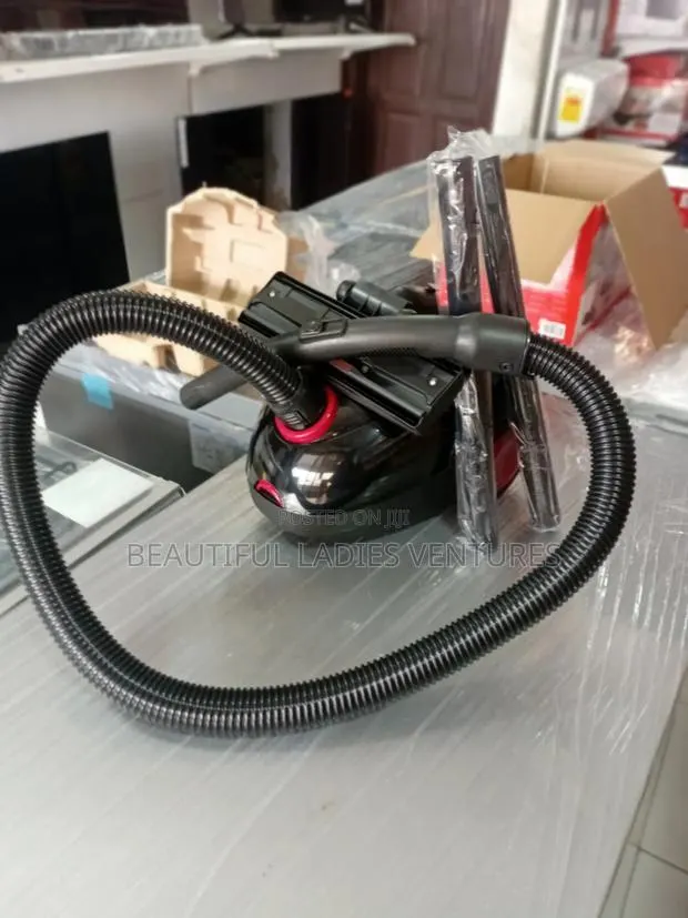 Strong Suction for Cleaner Living Spaces · Photo 1