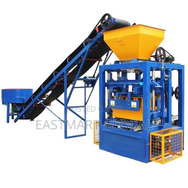 QT4-24 Block Making Machine – Complete Setup and Shipping Inclusive · Photo 1