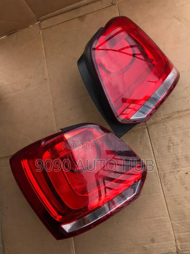 Volkswagen Polo 2009, 2010, 2012, 2013, 2014 Taillight – Foreign Used · Photo 1