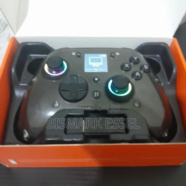 Gusgu G7 Wireless Controller With Screen · Photo 1