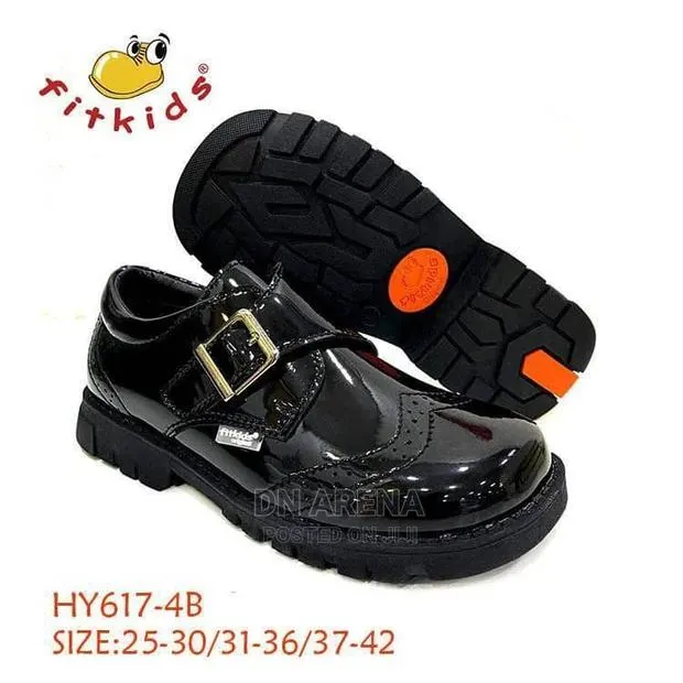 Boys Shoes · Photo 1