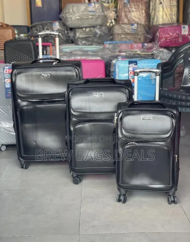 Premium Quality Ak Black Leather 3set Traveling Bag. · Photo 1