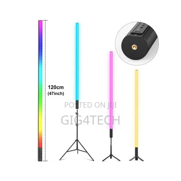 Luxceo MOOD1S 120cm RGB Tube Handheld Light 18W · Photo 1