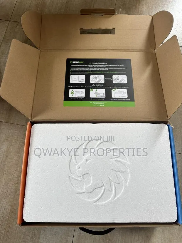 GAMEMAX 1300W 80+ Platinum Fully Modular Power Supply · Photo 4