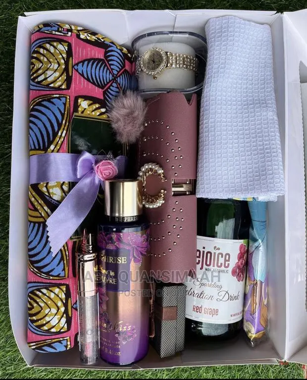Mother’S Day, Hampers and More · Photo 1