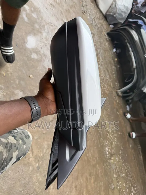 2016,2017,2018,2019,2020,2021 Mirror for Honda Civic · Photo 1