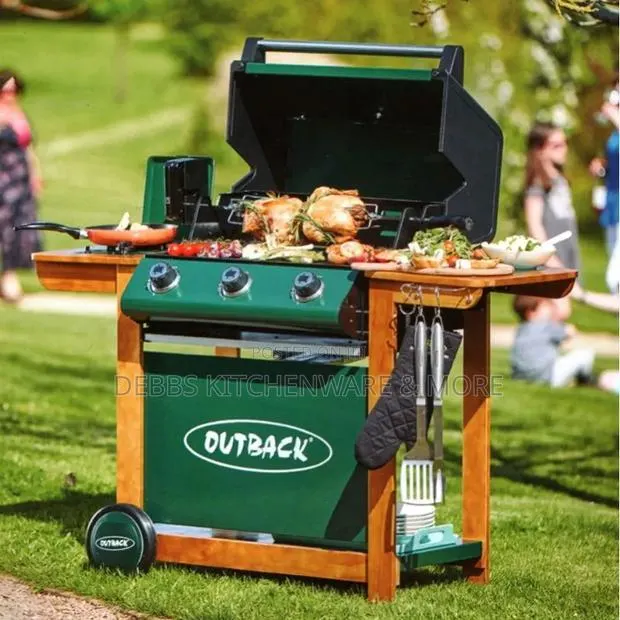 Three Burner Gas BBQ Grill · Photo 1