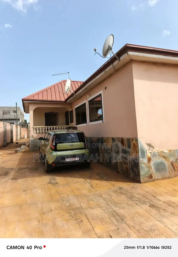 3bdrm Apartment in Shining Star Real, Awutu Senya West for rent · Photo 1