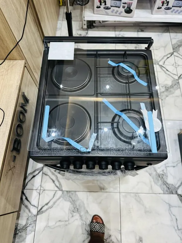 Best Buy for Less Volcano 2-2 Stove Gas Cooker Oven Black · Photo 1