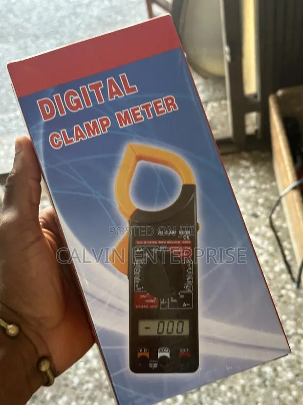 Digital Clamp Multi Meter · Photo 1