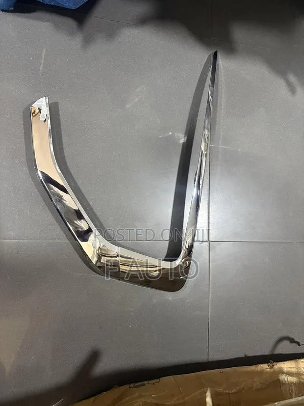 Mitsubishi Eclipse 2022,2023,2024,2025 Front Bumper Chrome (Sharing) · Photo 1