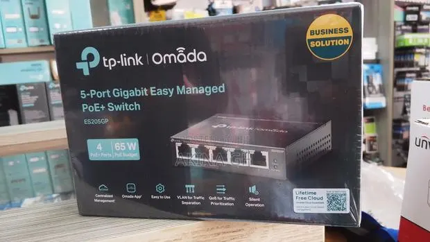 Tp Link 5-Port Gigabit Easy Managed Poe+ Switch (Es205gp) · Photo 1