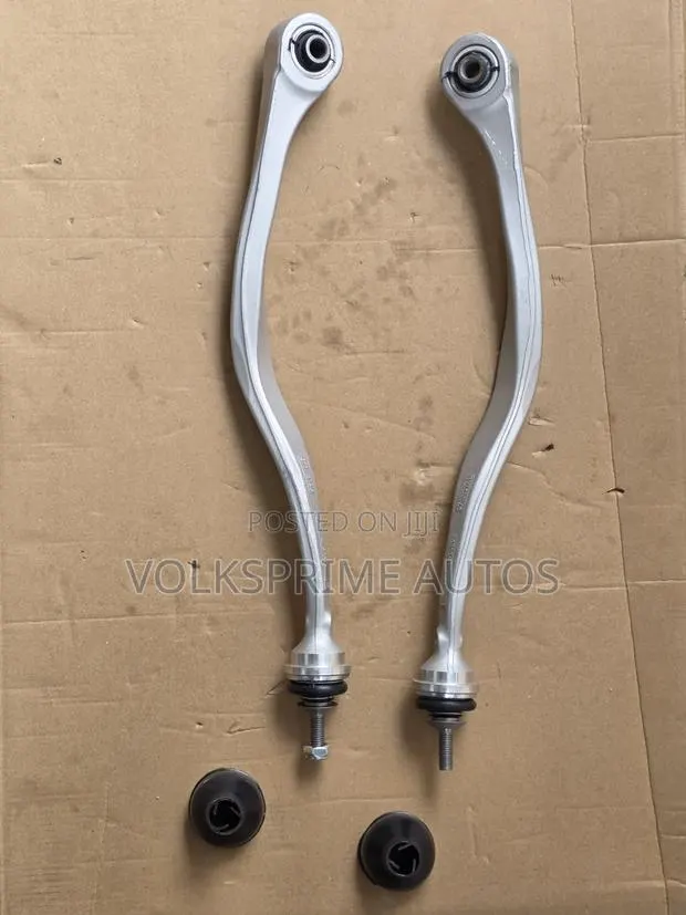 Front Sterbilizer Linkage 2018 - 2025 · Photo 1