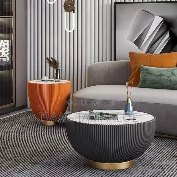 Luxury Coffee Table · Photo 3
