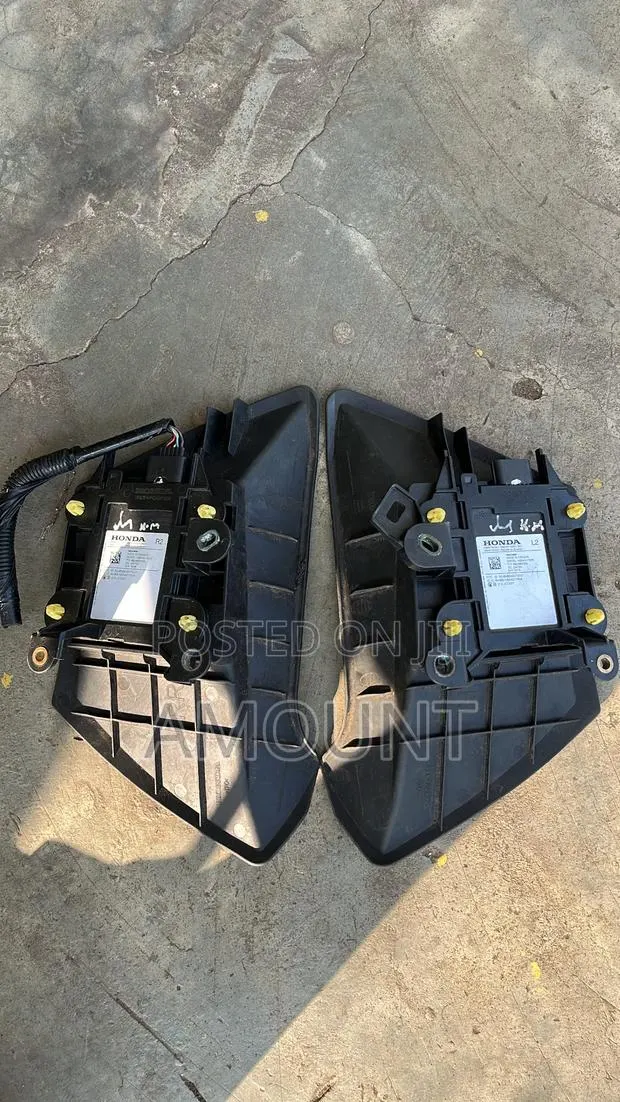 Honda Civic 2022 Blind Spot Sensor · Photo 1