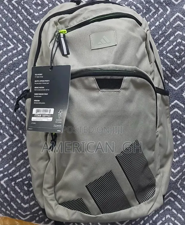 Authentic Adidas Backpack · Photo 1