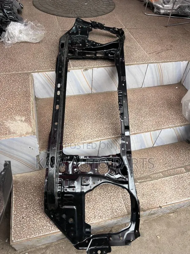 2015,2016,2017,2018,2019,2020 Radiator Support for Toyota 4runner · Photo 1