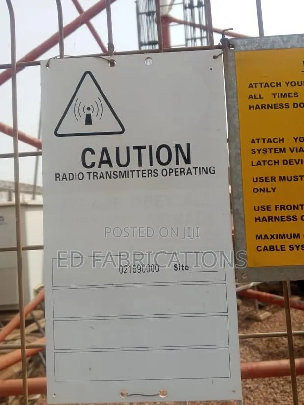 Fiber And Metallic Signage · Photo 1
