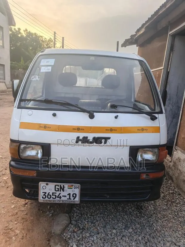 Daihatsu Hijet (Abossey Okai Macho) · Photo 1