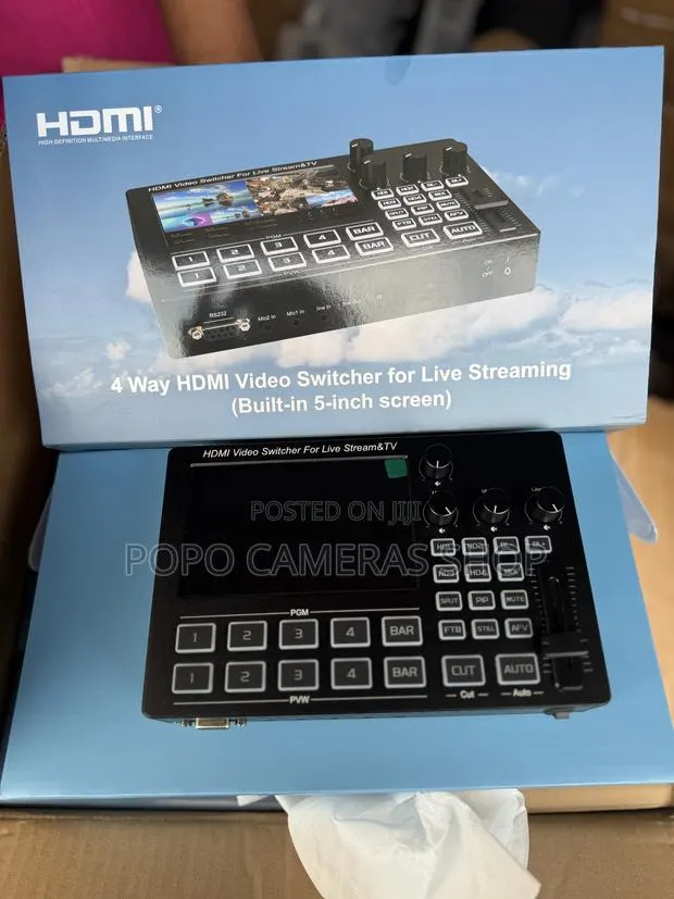 4 Channels HDMI Video Switcher With Screen · Photo 1