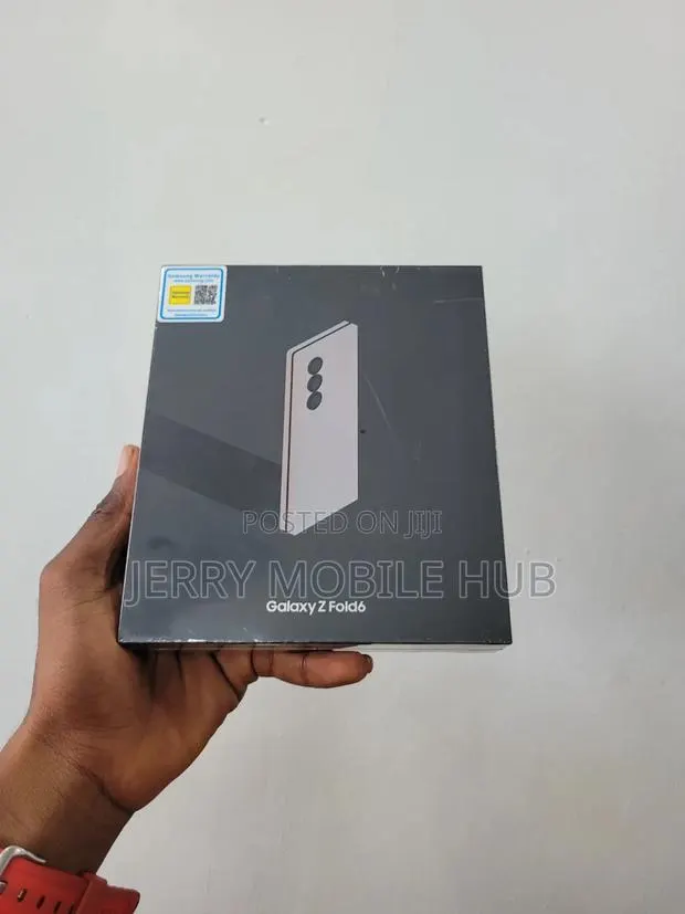 New Samsung Galaxy Z Fold6 512 GB White · Photo 1
