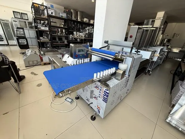 Commercial Dough Roller Fully Automatic 10kg · Photo 1