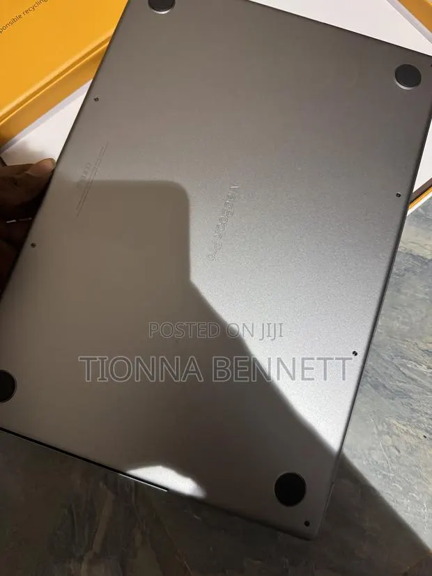 Laptop Apple MacBook Pro 2021 M1 Max 32GB Apple M1 Max SSD 512GB · Photo 3