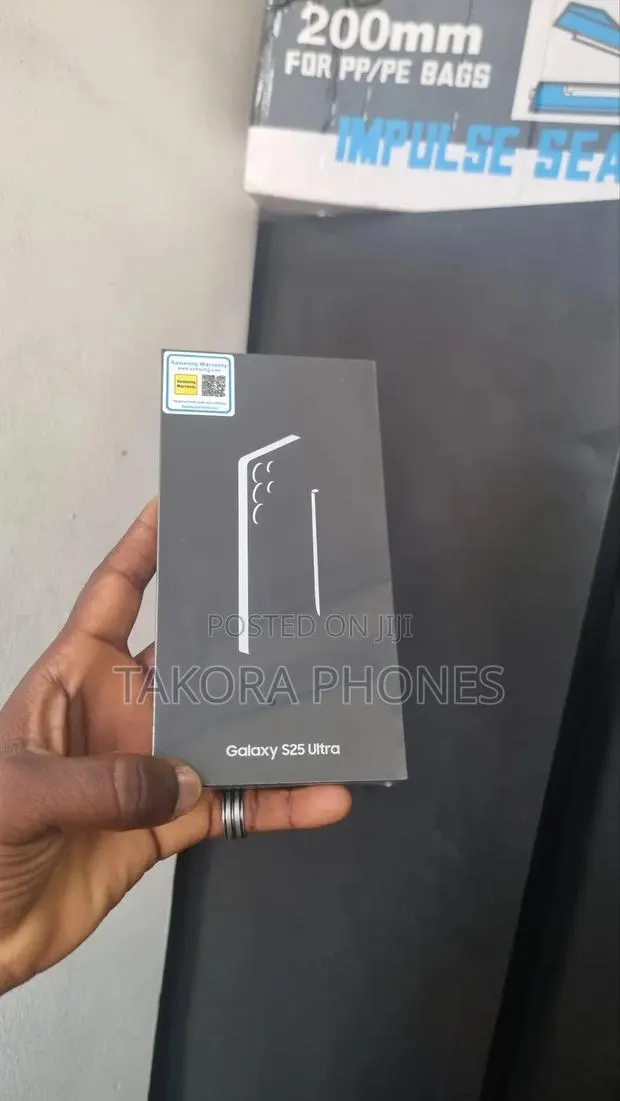 New Samsung Galaxy S25 Ultra 256 GB Gray · Photo 1