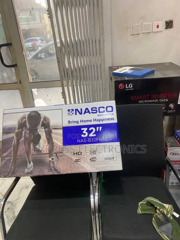 Grab the New Nasco 32” Tv FHD Satellite · Photo 1