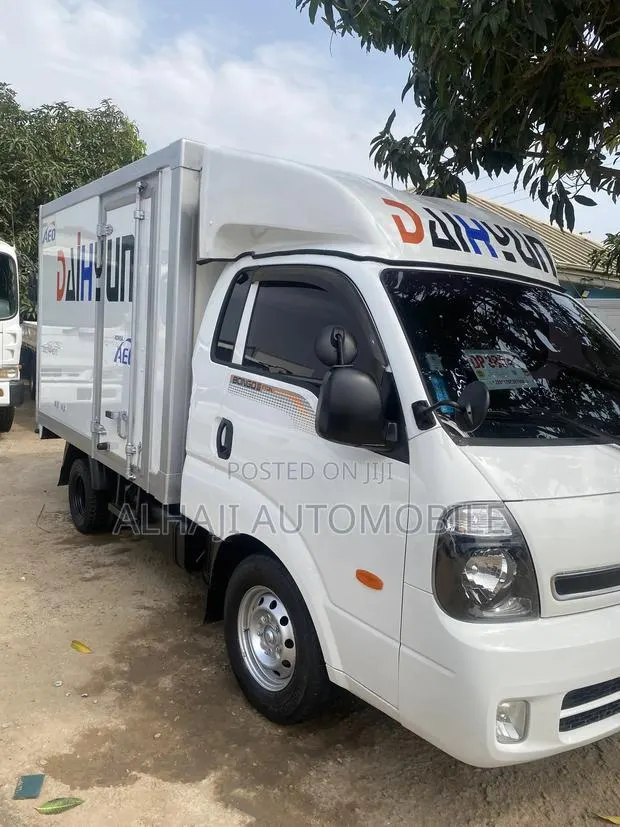 Kia Bongo 3 Container · Photo 1