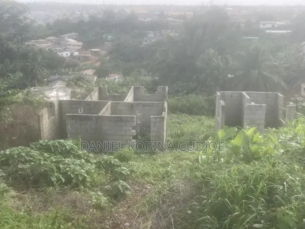Plot of Land With Building Footings on for Sale. · Photo 1